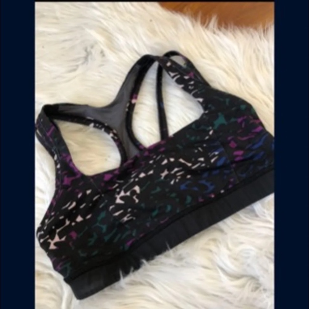 Lululemon bra size 8